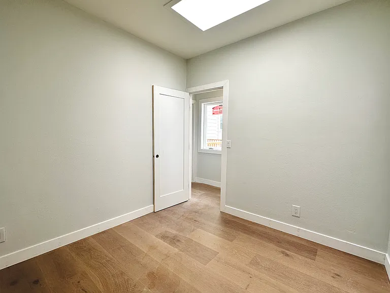 2205 Pine St #C — Photo 7