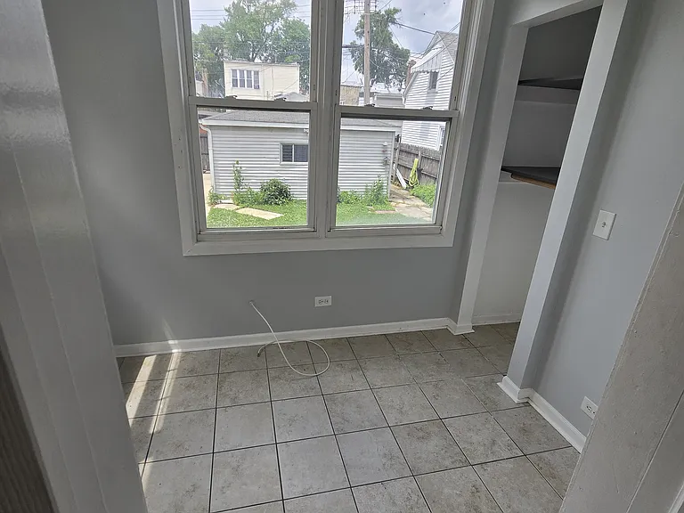 2730 N Marmora Ave #1 — Photo 8