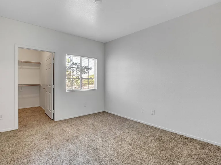 Aspen Peak Condominiums — Photo 54