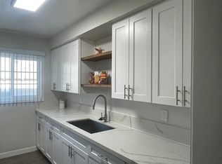 4115 Somerset Dr APT D, Los Angeles, CA 90008