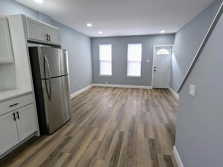 1539 S Stillman St — Photo 8