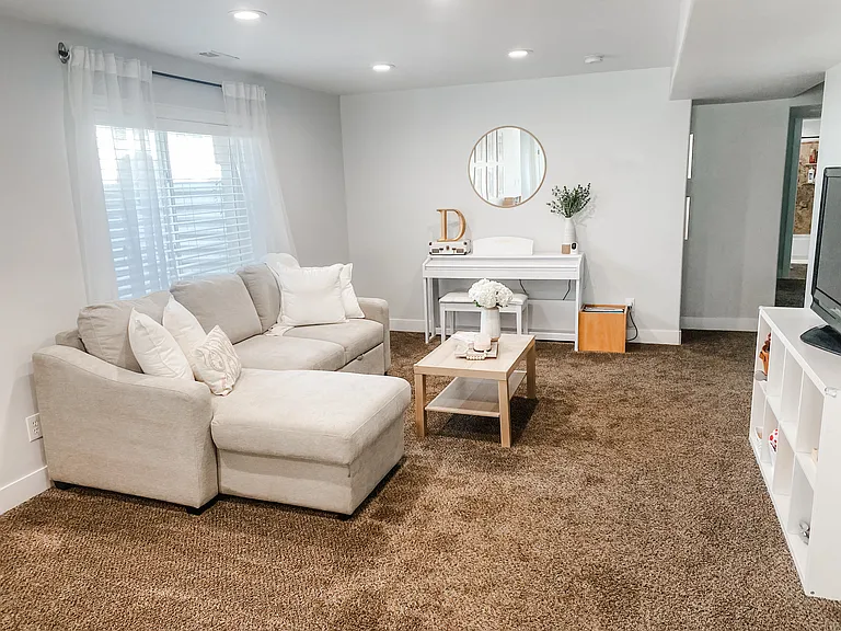 1174 Reese Dr #2 — Photo 8