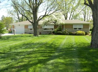 929 N Indiana St, Mooresville, IN 46158