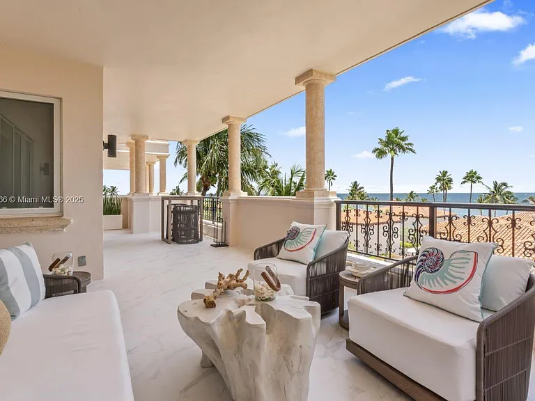 19143 Fisher Island Dr #19143 — Photo 66