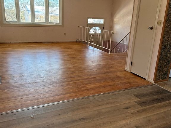 5th image of 40 Sheridan Rd