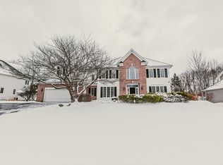 22 Royale Dr, Fairport, NY 14450