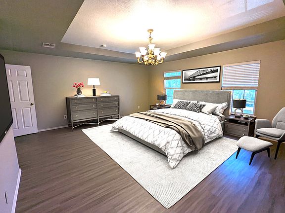 4th image of 9898 Dartmouth Dr