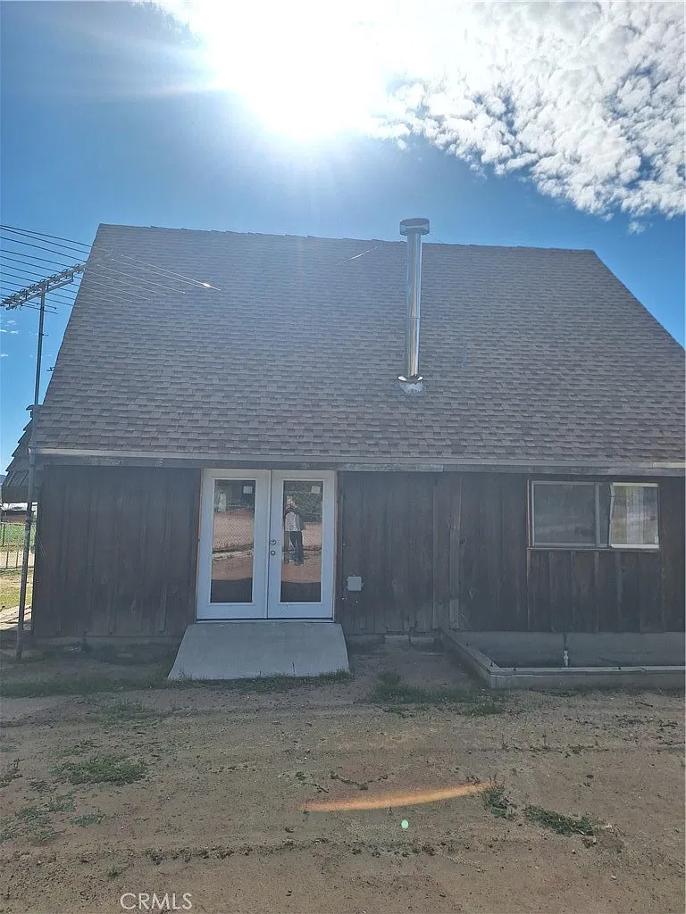 2 bed, 1.5 bath, 900 sqft, $1,500 — Photo 2