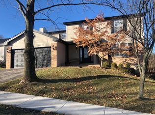 16137 Castlerea Blvd, Ballwin, MO 63021