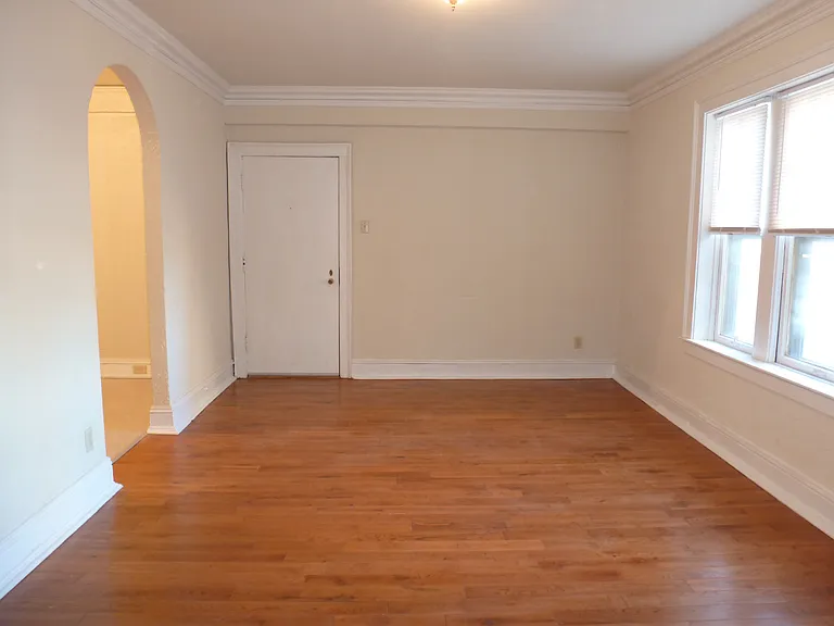 6412 Oakland Ave — Photo 9