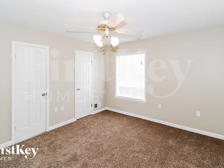 5373 Banbury Ave — Photo 9