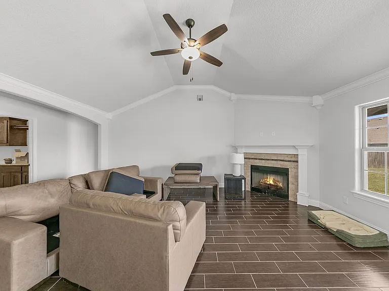 3002 Fernwood Ave — Photo 24