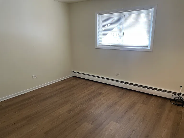 2125 N Elmwood Ave #5C — Photo 5