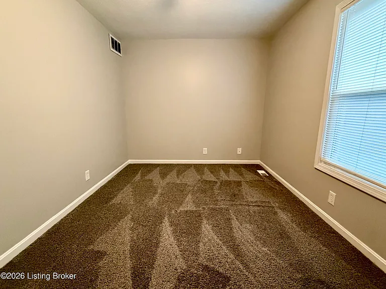 520 Culbertson Ave #B — Photo 7