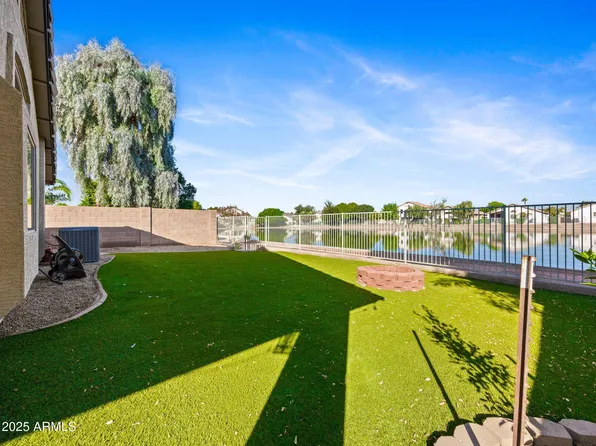 11216 W ROANOKE Avenue, Avondale, AZ 85392