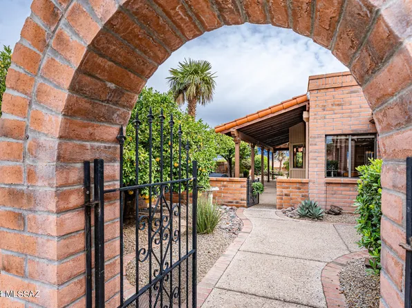 3791 S Via De La Urraca, Green Valley, AZ 85622