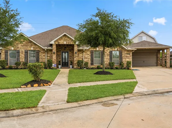 6831 Arlington Dr, Manvel, TX 77578