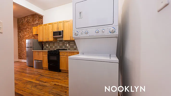 Rented by Nooklyn NYC LLC | media 30