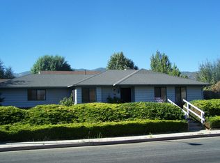 96 Brentwood Dr, Tehachapi, CA 93561