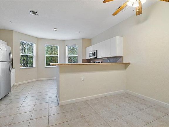 4th image of 2507 Shoma Dr