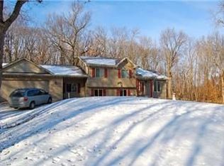 12271 292nd St, Lindstrom, MN 55045