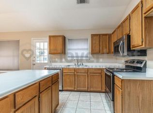 7306 Kingsland, San Antonio, TX 78244