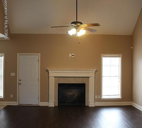 5th image of 1242 Heritage Dr S