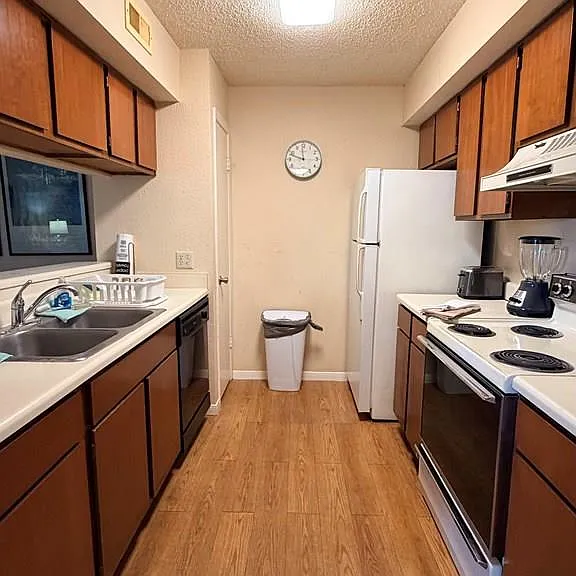 4601 Carmen Ave #2204 — Photo 7