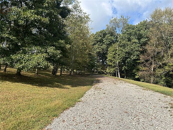 5th image of 224 Morrow Rd