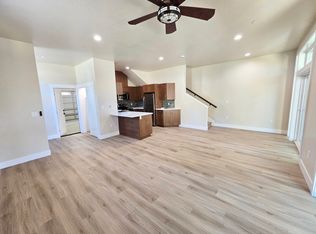 337 Russell Blvd, Davis, CA 95616