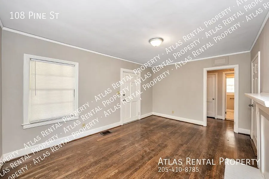 Exciting Opportunity Near Shopping and Entertainment! — Photo 4