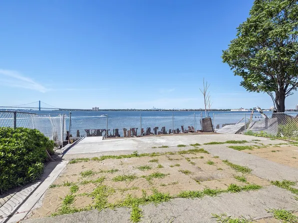 5110 Ocean View Ave, Brooklyn, NY 11224