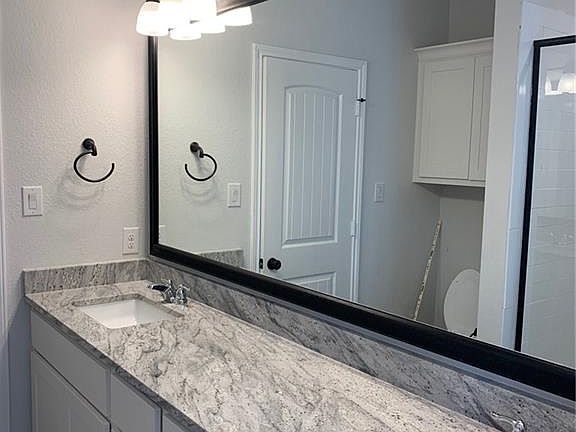 4th image of 2709 Lakewell Ln