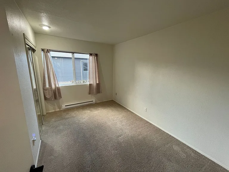 2001 Skyline Way #105 — Photo 7