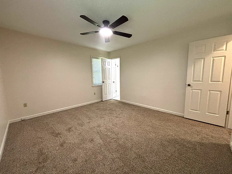1153 Verlington Dr — Photo 10