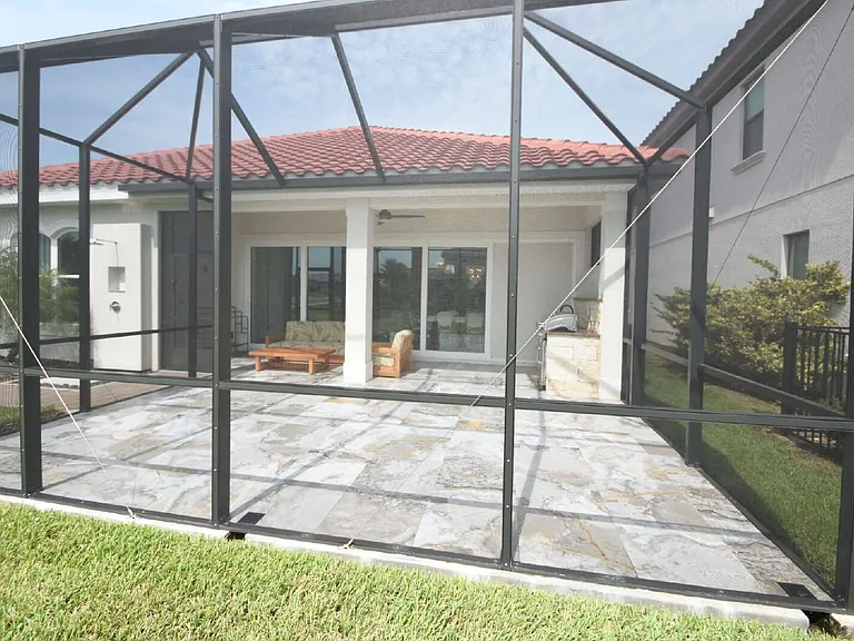 114 Del Palma Dr — Photo 32