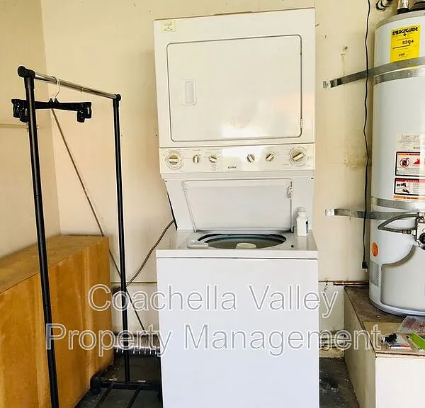 28431 Avenida Duquesa — Photo 6