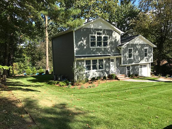 Left side yard, private 