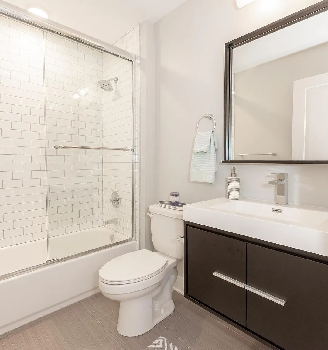 2 bed, 850 sqft, $1,565 — Photo 4