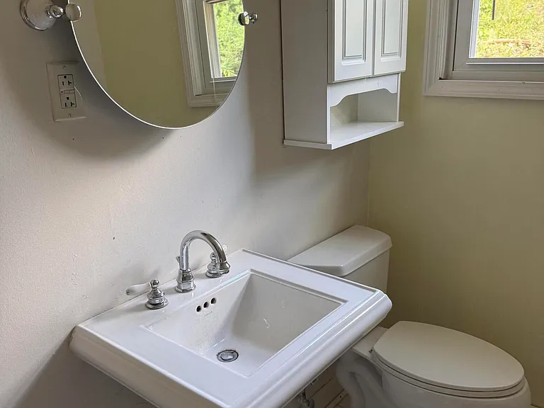 2239 Woodcliff Rd SE — Photo 11