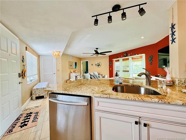 3236 SE Aster Ln #M225 — Photo 13