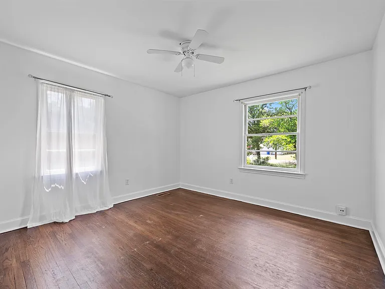 4750 Lang Ridge Dr — Photo 6