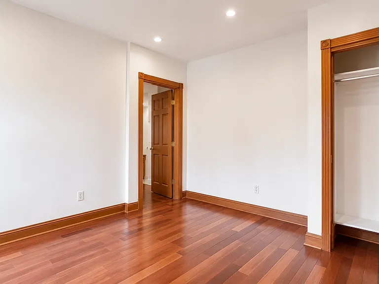 295 Convent Ave #33 — Photo 7
