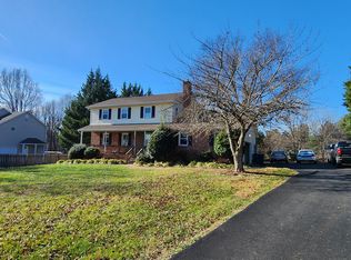 4212 Misty Ridge Dr, Haymarket, VA 20169