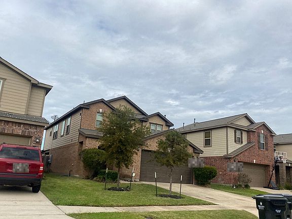 3rd image of 25226 Chalice Knoll St