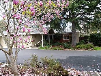 1st image of 39 Park Ln