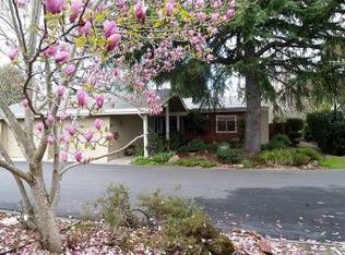 39 Park Ln, Sonoma, CA 95476