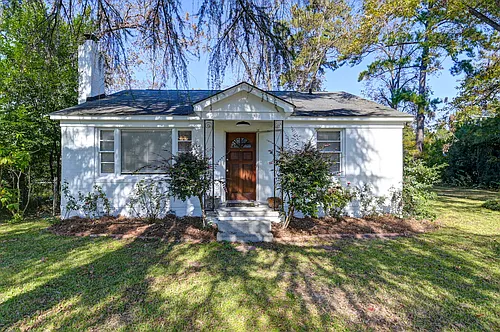 1408 Northland Dr Photo 1