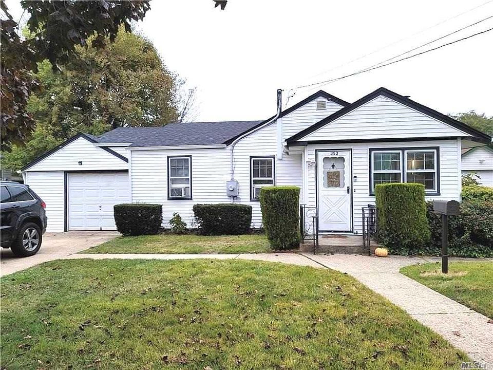 1st image of 353 Chambers Ave