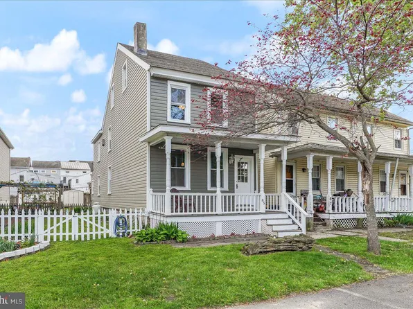 85 Washington St, Delaware City, DE 19706